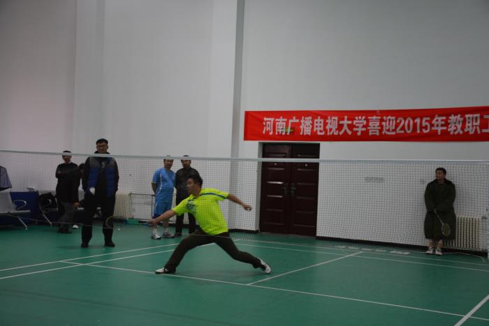 河南国家开放大学2015教职工羽毛球比赛现场-3.jpg